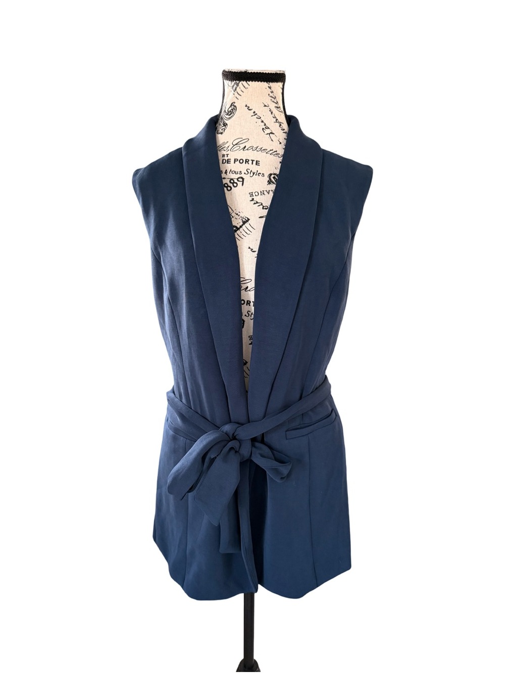 41 Hawthorn Navy Belted V-Neck Sleeveless Vest NWT Size S